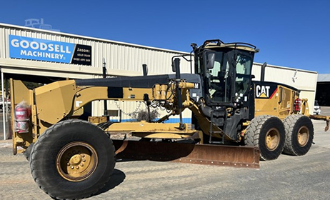 Yellow grader
